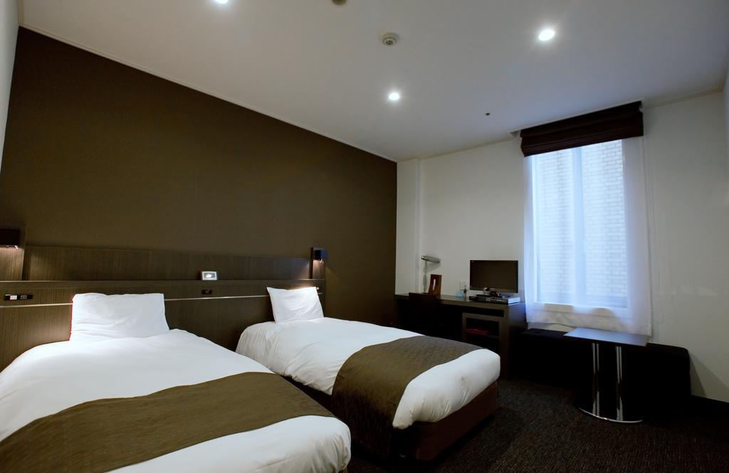 Sunplaza Seasons Hotel Nagoya Bagian luar foto